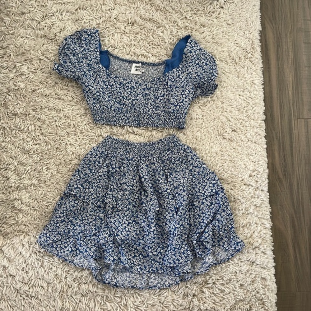 Princess Polly the Meadow Set Blue (TOP ONLY)